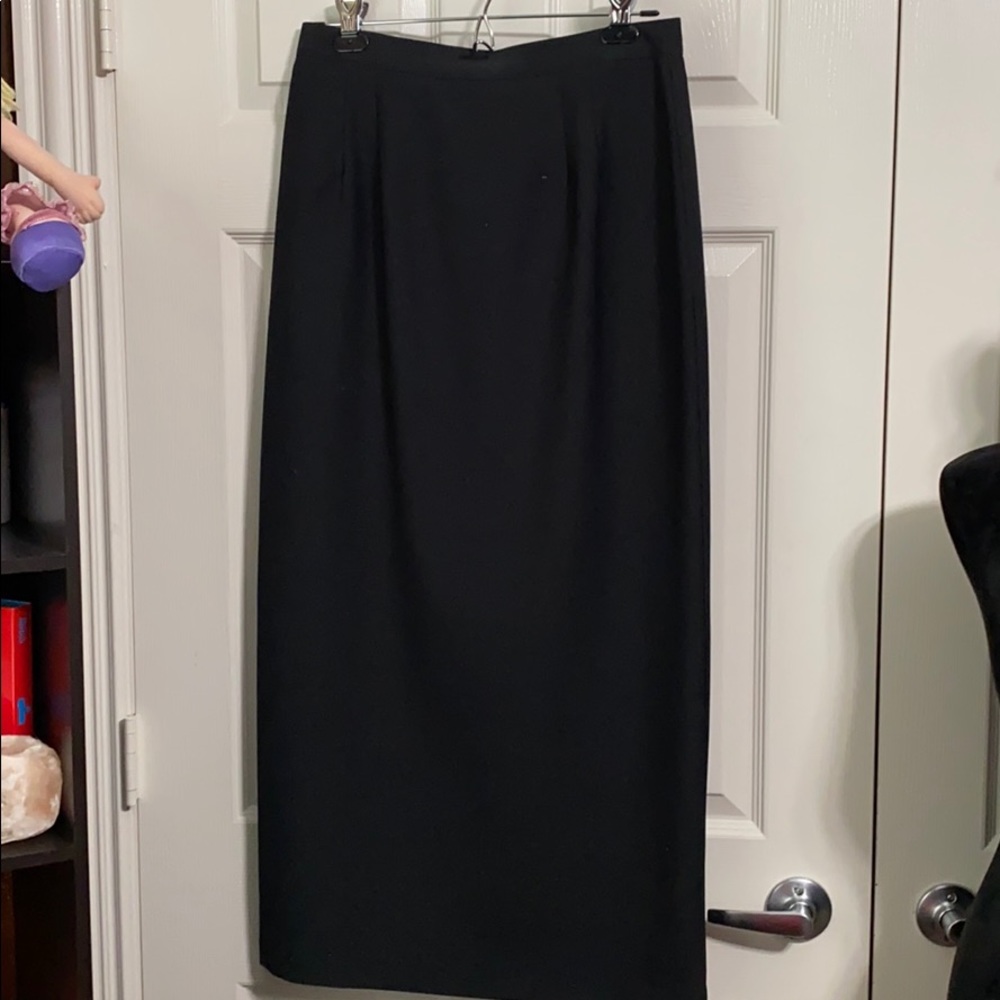 Black straight long skirt
